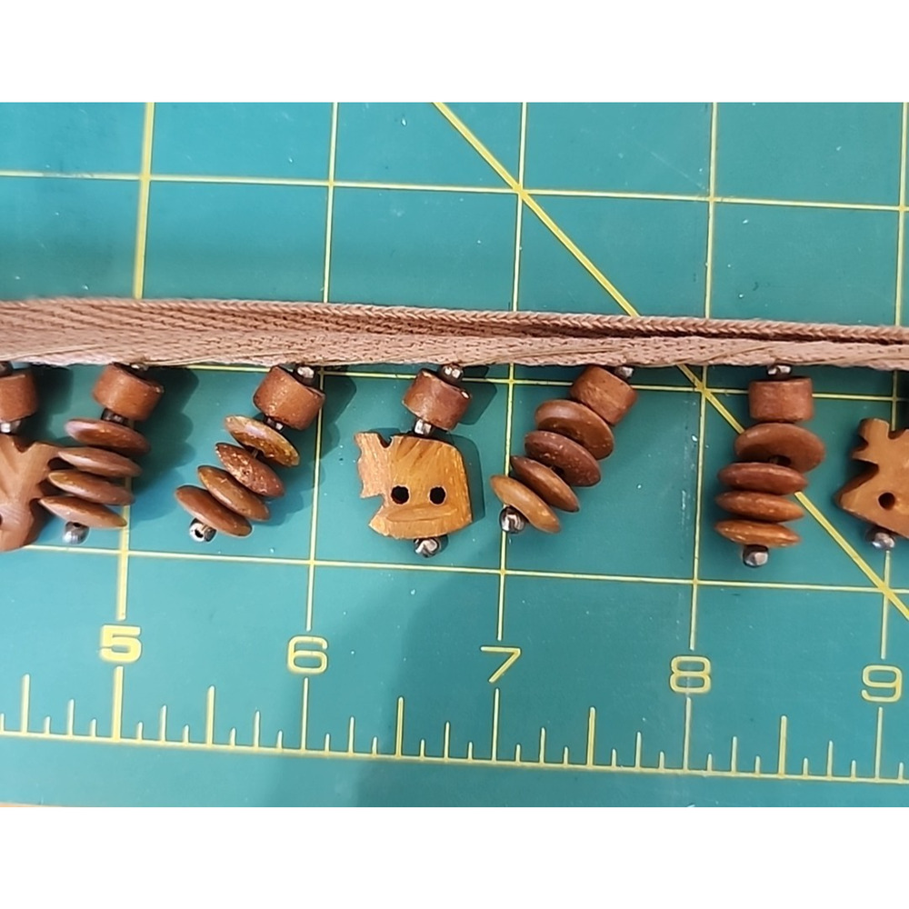 Wood Bead Trim Stacked Animals 1in x 8 Continuous Yards‎ Sewing LOT